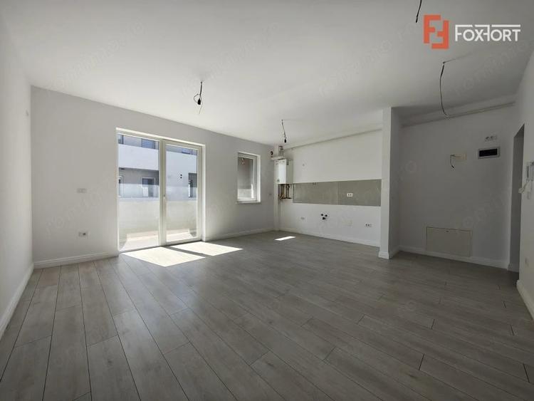 Apartament cu 2 camere decomandat în Giroc
