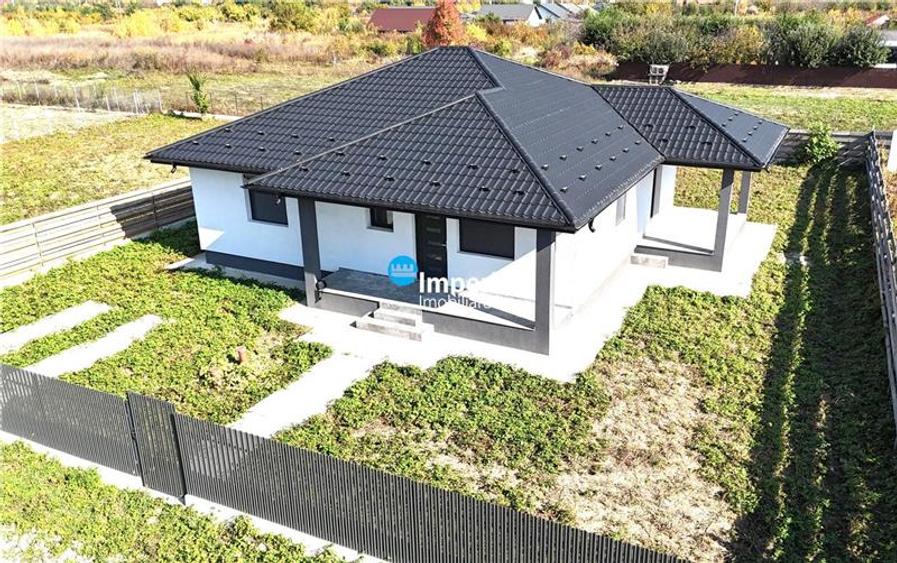 Casă individuală cu 4 camere cu Teren 600 Mp în Lunca Cetățuii
