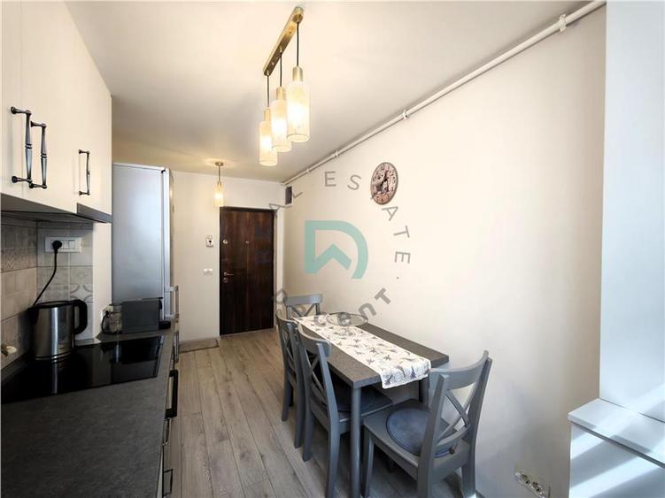 Apartament cu 2 camere nedecomandat în Centrul Civic