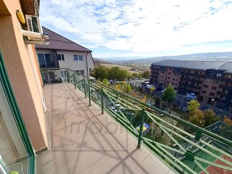 Apartament cu 2 camere nedecomandat, mobilat în Iris