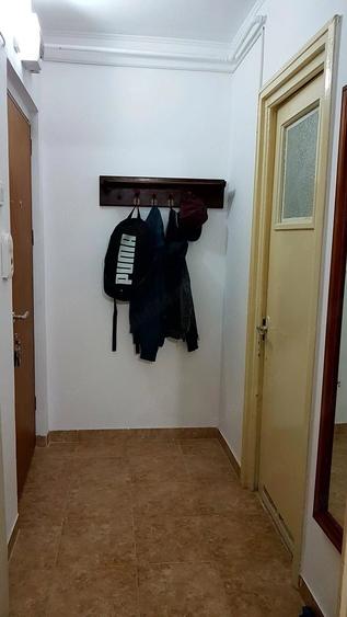 Apartament cu 2 camere semidecomandat în Ceair