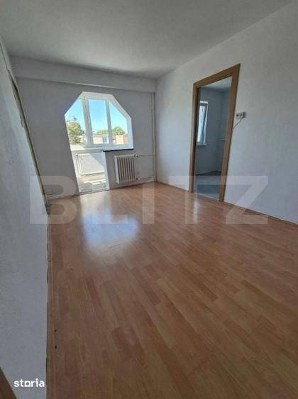 Apartament cu 3 camere în Dâmbu Pietros
