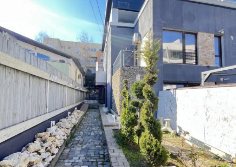 Studio cu gradina proprie | Mamaia Sat + loc parcare - 2