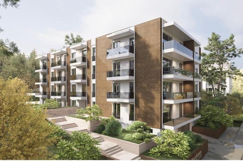 Apartament cu 3 camere decomandat în Exterior Vest