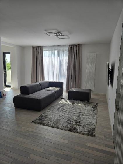 Apartament cu 2 camere decomandat, mobilat în Dumbrăvița
