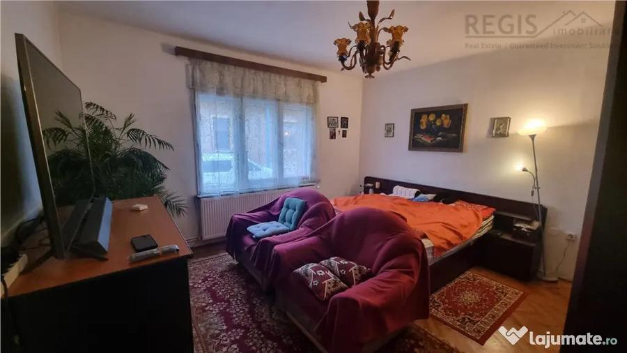 Casă cu 5 camere cu Teren 240 Mp în Zizin