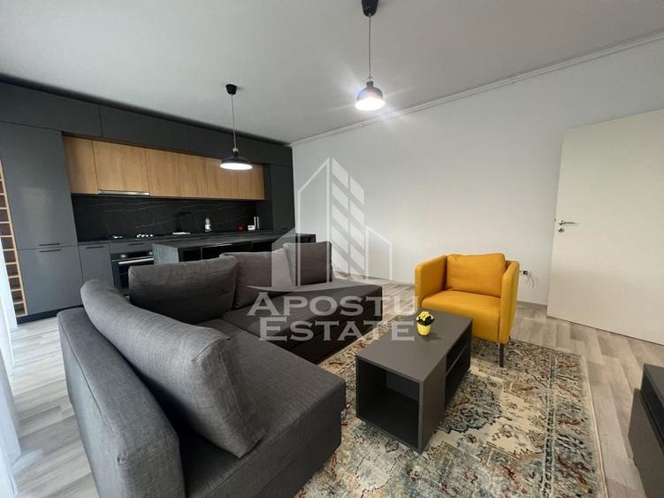 Apartament cu 2 camere semidecomandat în Dumbrăvița