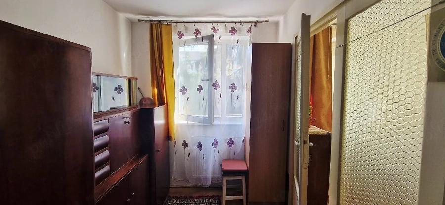 Apartament 2 camere, zona ?agului - 2
