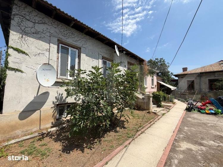 Casă cu 3 camere în Central