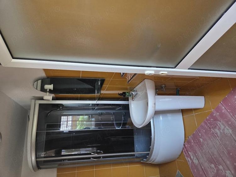 Casă cu 1 camere cu Teren 176 Mp în Central