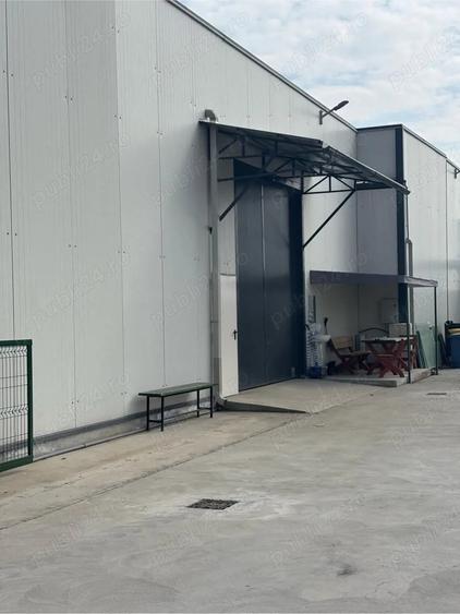 Spațiu comercial, de 780 mp, în Periferie