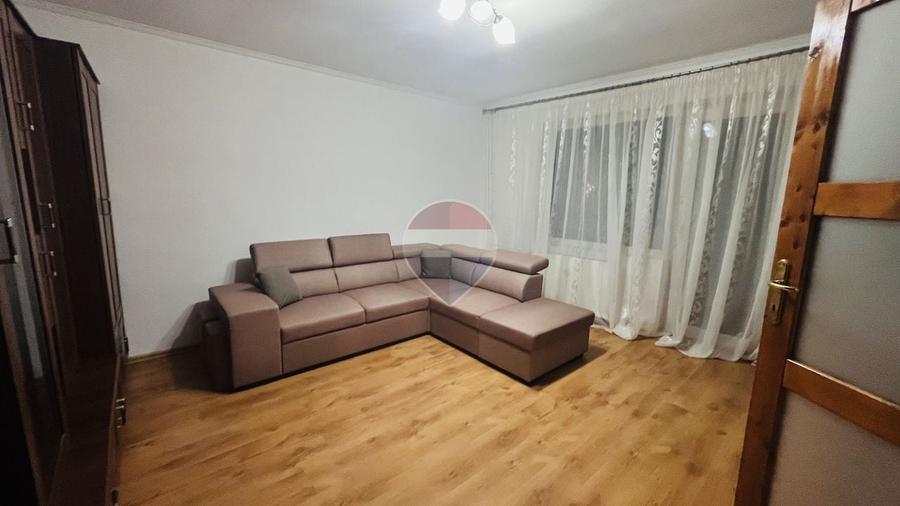 Apartament cu 2 camere decomandat, mobilat în Rogerius