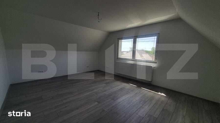 Casă cu 4 camere cu Teren 1345 Mp în Lazuri