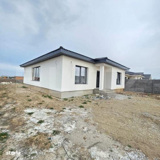 Casă cu 4 camere în Central