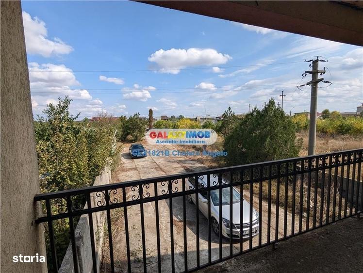Casă cu 4 camere în Adunații-Copăceni