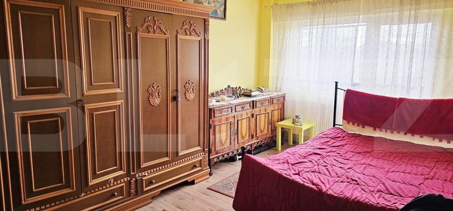Apartament generos: 97,5 mp, 5 camere, 2 băi mari - 3