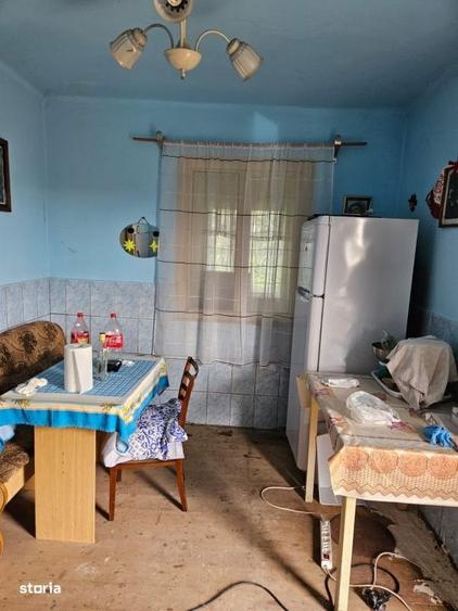 Casă cu 3 camere în Ceanu Mic