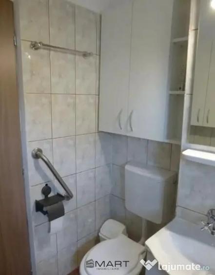 Apartament cu 3 camere decomandat în Vasile Aaron