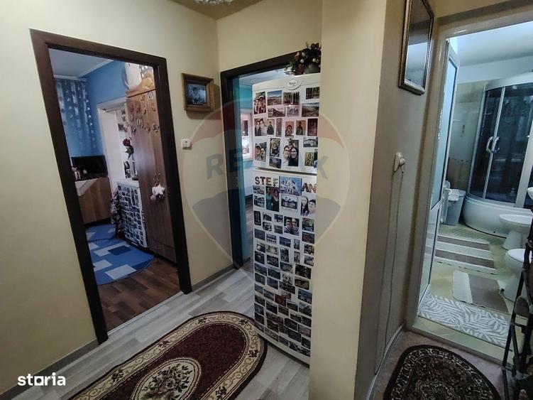 Apartament cu 2 camere decomandat, mobilat în Central