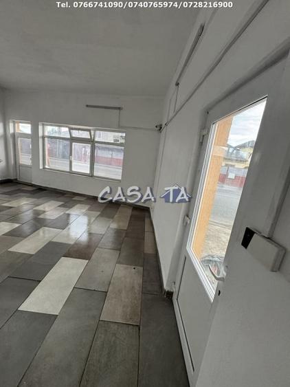 Spațiu comercial, de 216 mp, în Nord