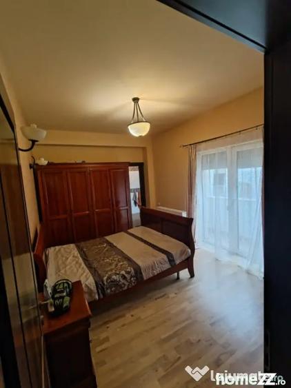 Apartament cu 3 camere semidecomandat în Ultracentral