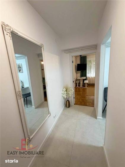 Apartament cu 2 camere decomandat în Cornișa