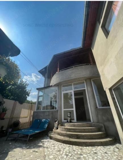 Casă cu 5 camere cu Teren 265 Mp în Dobroești