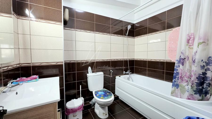 Apartament cu 3 camere decomandat, mobilat în Chiajna