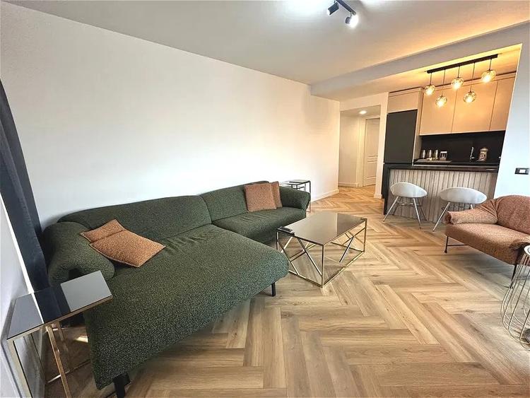 Apartament cu 2 camere decomandat, mobilat în Pipera