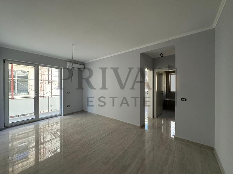 Apartament cu 2 camere semidecomandat în Giroc