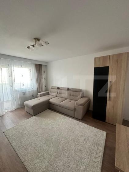 Apartament cu 3 camere decomandat, mobilat în Circumvalațiunii