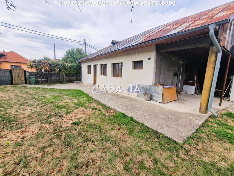 Casă individuală cu 2 camere cu Teren 3467 Mp în Urechești