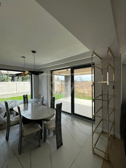 Duplex cu 4 camere cu Canalizare în Berceni
