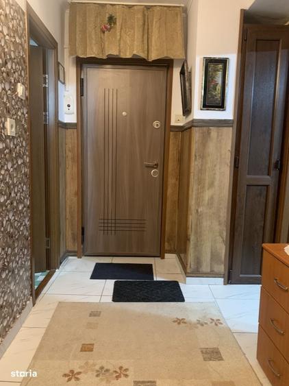 Garsonieră decomandată în Primo