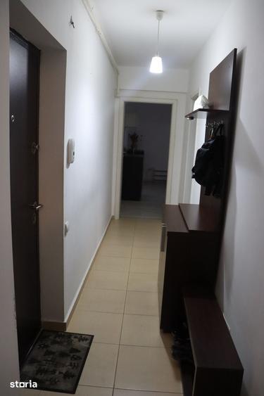Apartament cu 2 camere în Apărătorii Patriei