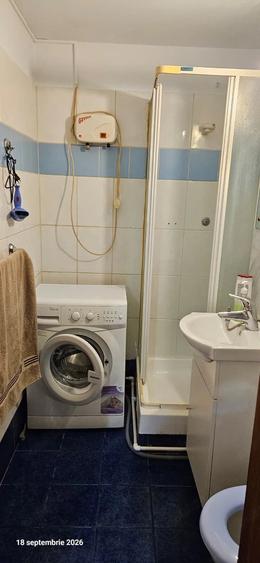 Apartament cu 2 camere decomandat în Titan