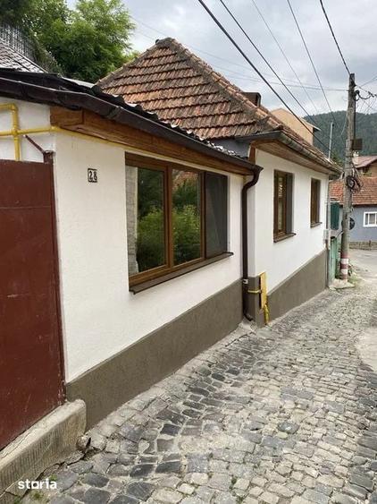 Casă cu 1 camere cu Teren 305 Mp în Schei