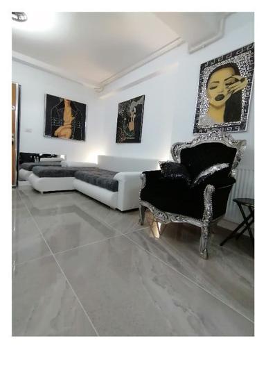 Apartament cu 2 camere semidecomandat în Vitan
