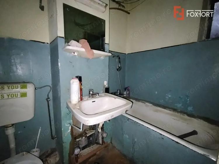 Apartament cu 2 camere decomandat în Dâmbovița