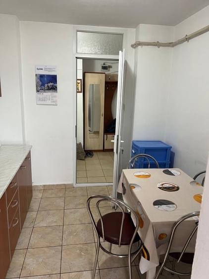 Apartament cu 2 camere decomandat, mobilat în Nord
