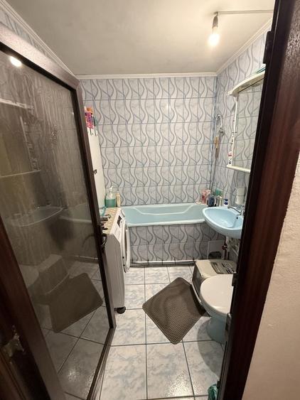 Apartament cu 2 camere decomandat în Est