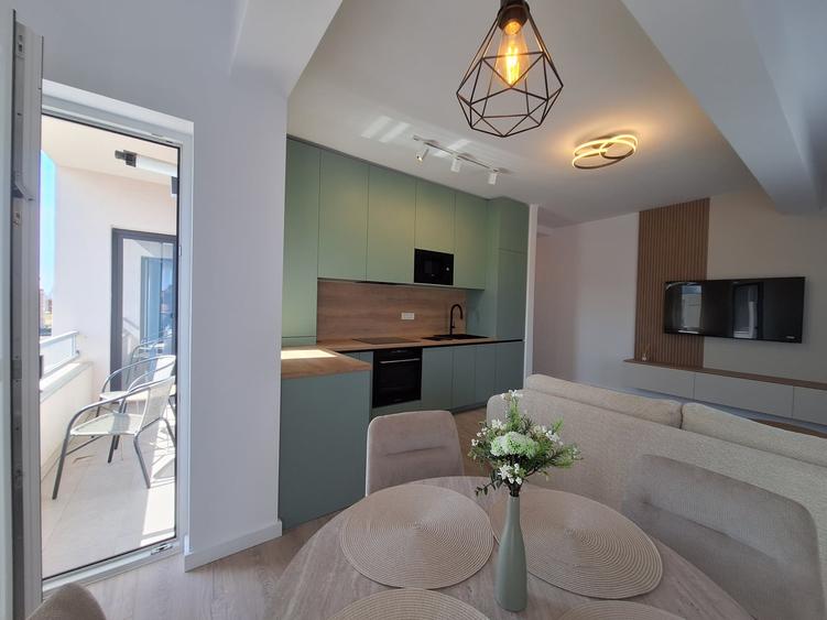 Apartament cu 2 camere decomandat, mobilat în Torontalului