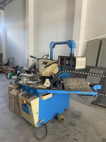 Spațiu comercial, de 710 mp, în Șerbănești
