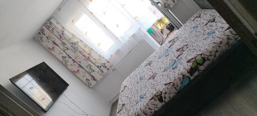 Apartament cu 3 camere decomandat în Fortuna