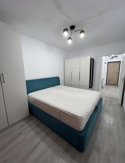 Apartament cu 2 camere semidecomandat în Cățelu