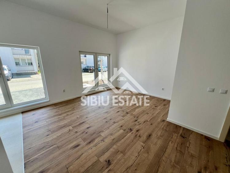 Apartament cu 3 camere decomandat în Șelimbăr