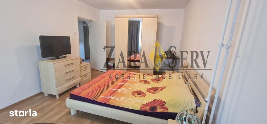 Apartament cu 3 camere decomandat în Vest