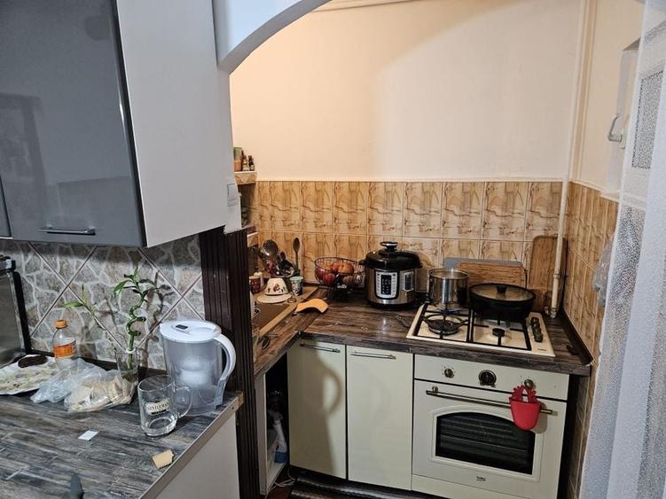 Apartament cu 2 camere semidecomandat în Freidorf