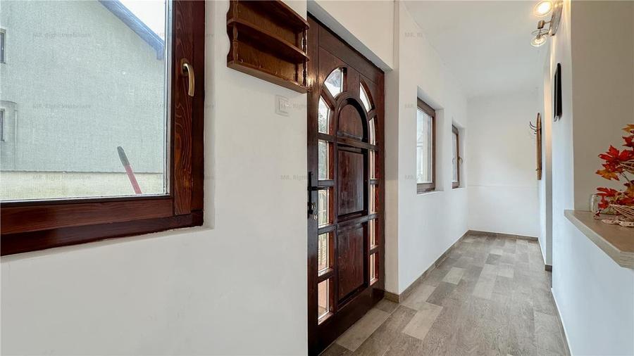 Apartament cu 2 camere decomandat, mobilat în Bartolomeu