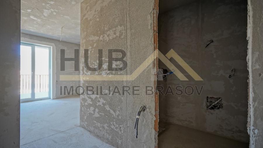Penthouse cu 6 camere decomandat în Răcădău